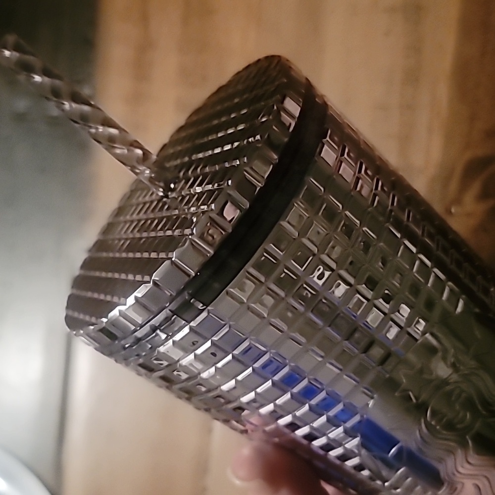 Starbucks 2023 Holiday Silver Chrome Grid Tumbler 24oz Venti Size - Picture 6 of 8